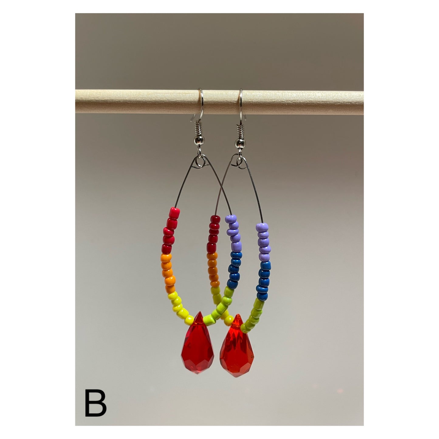 Rainbow red drop (B) (silver)