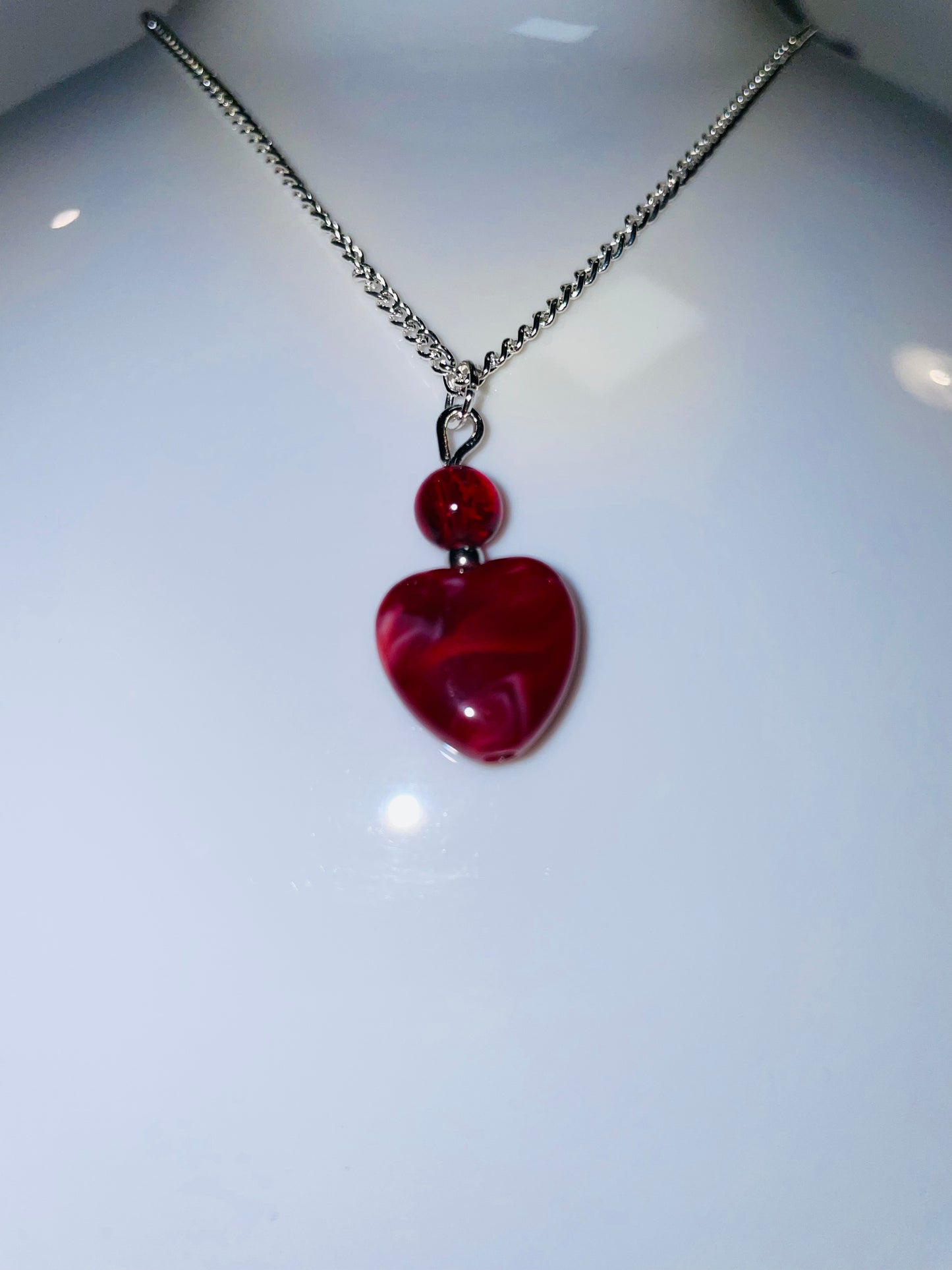 Silver Red heart C halsband