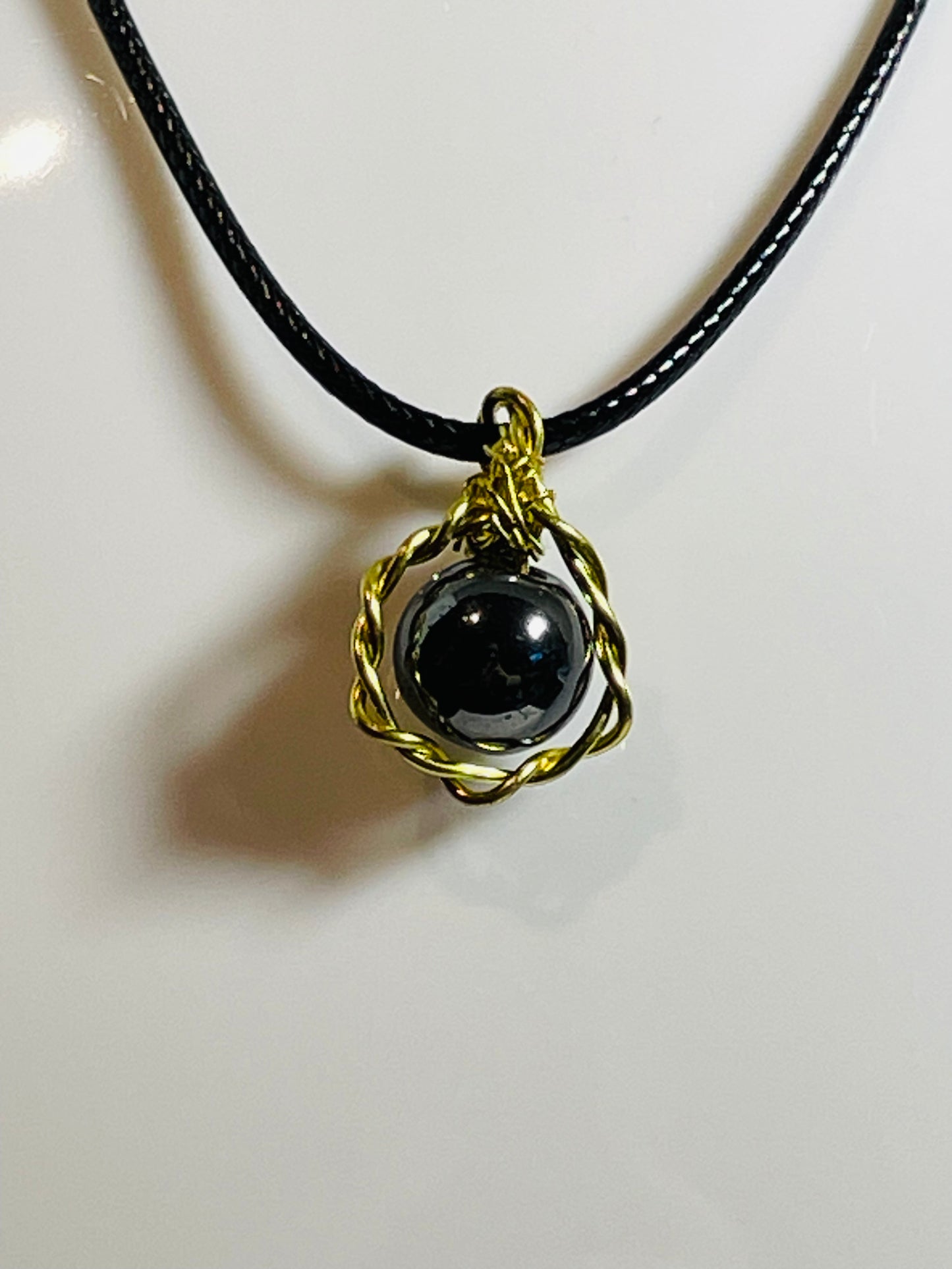 Wire wrap sphere 49 cm I - Hematit